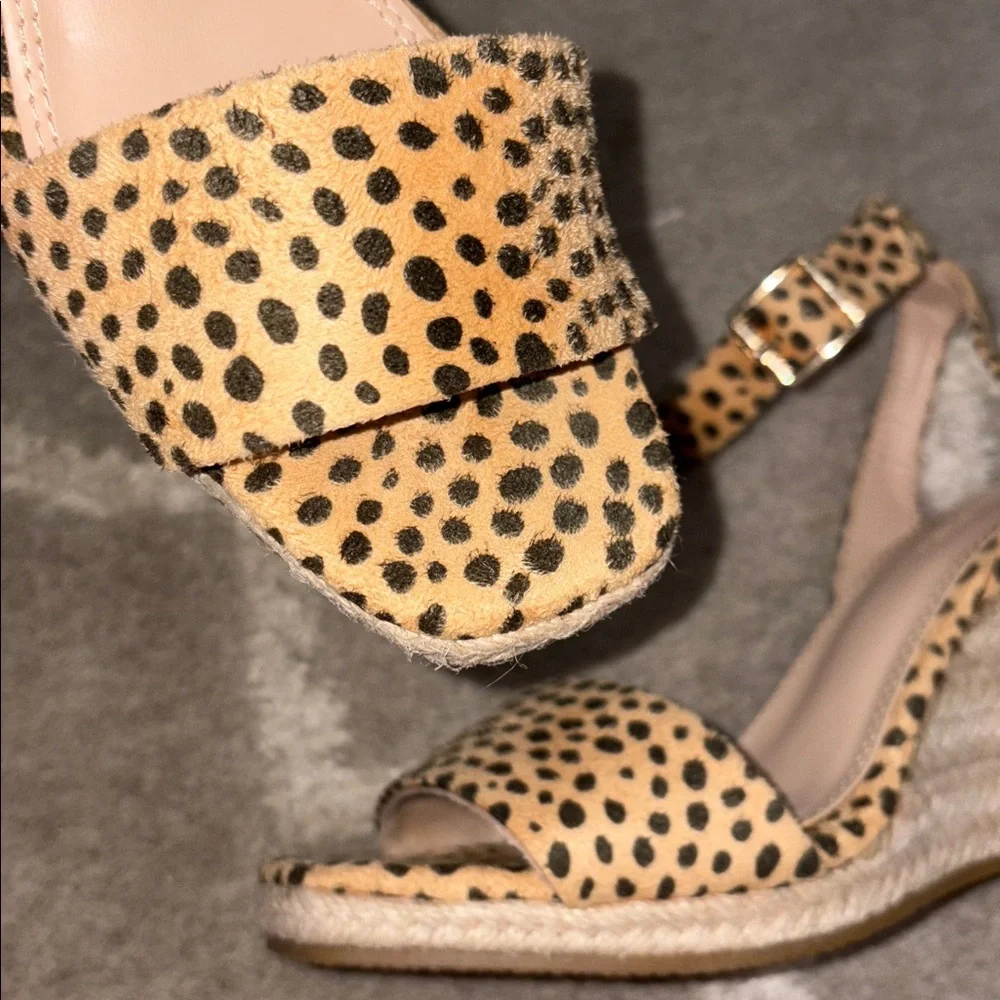 Charlotte Russe leopard espadrille sandal wedge heel Size 7